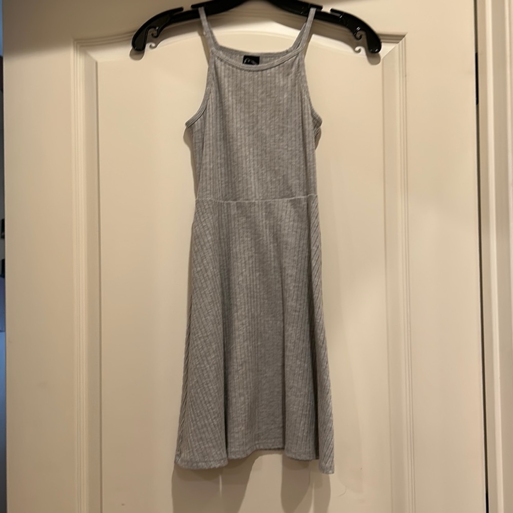 Gray dress, medium 7-8 kids
